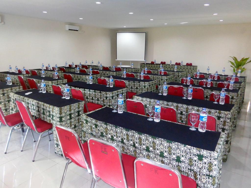 Bumi Cikeas Sentul Bogor Hotel Exterior photo