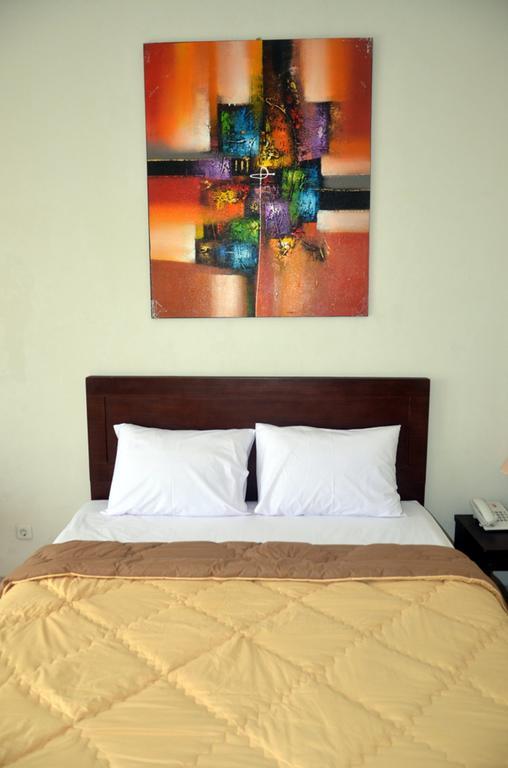 Bumi Cikeas Sentul Bogor Hotel Exterior photo