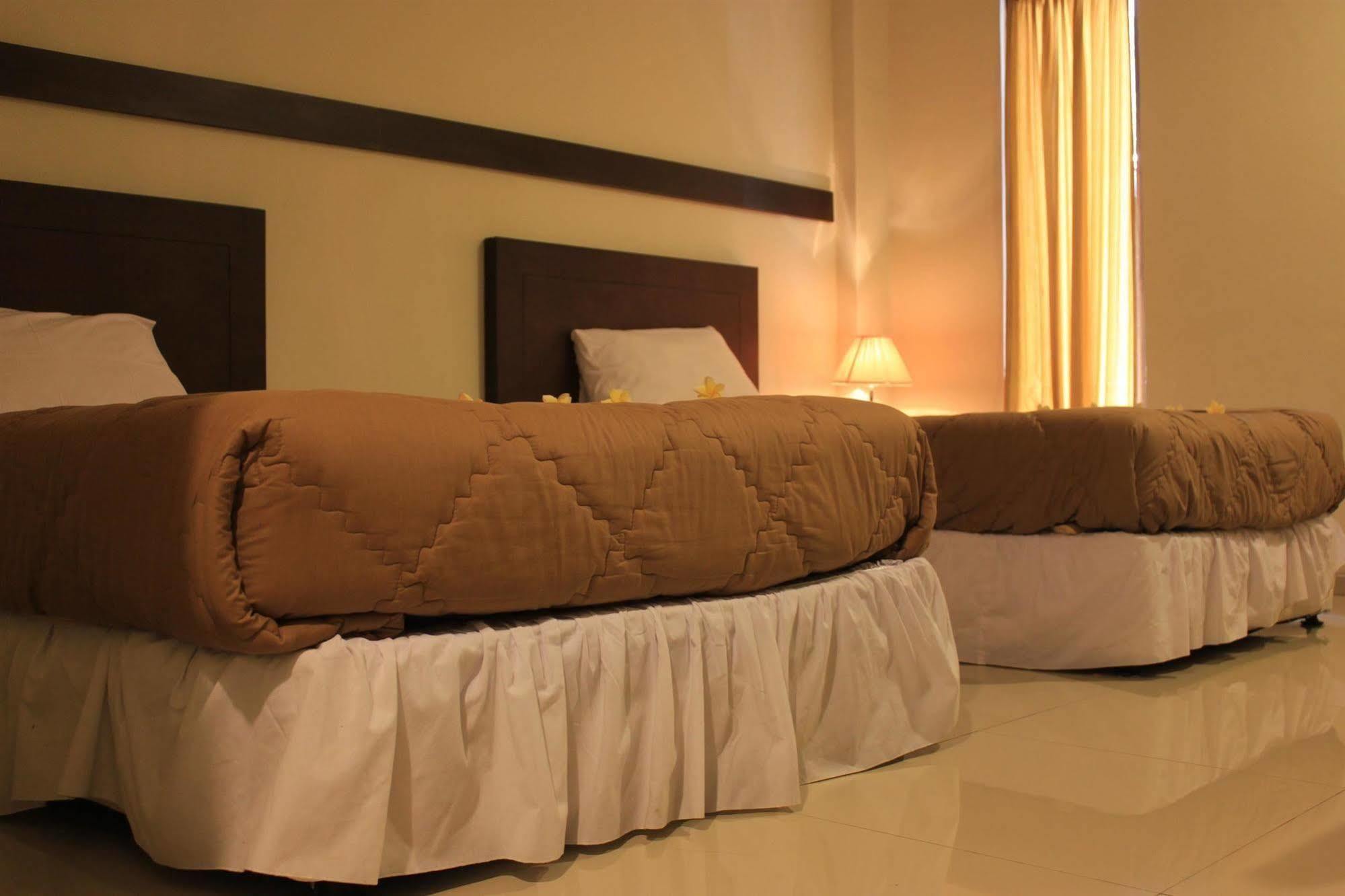 Bumi Cikeas Sentul Bogor Hotel Exterior photo