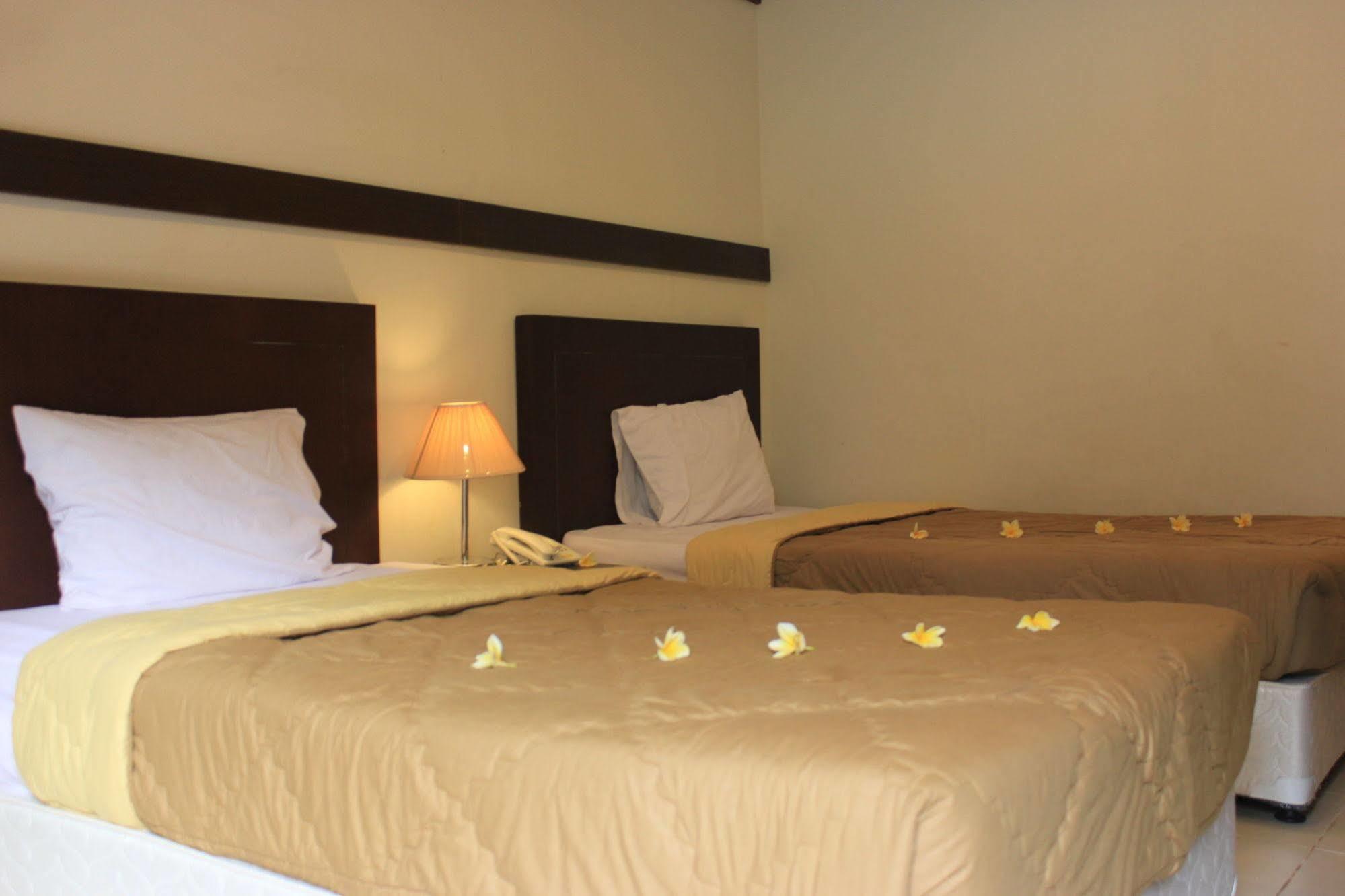Bumi Cikeas Sentul Bogor Hotel Exterior photo